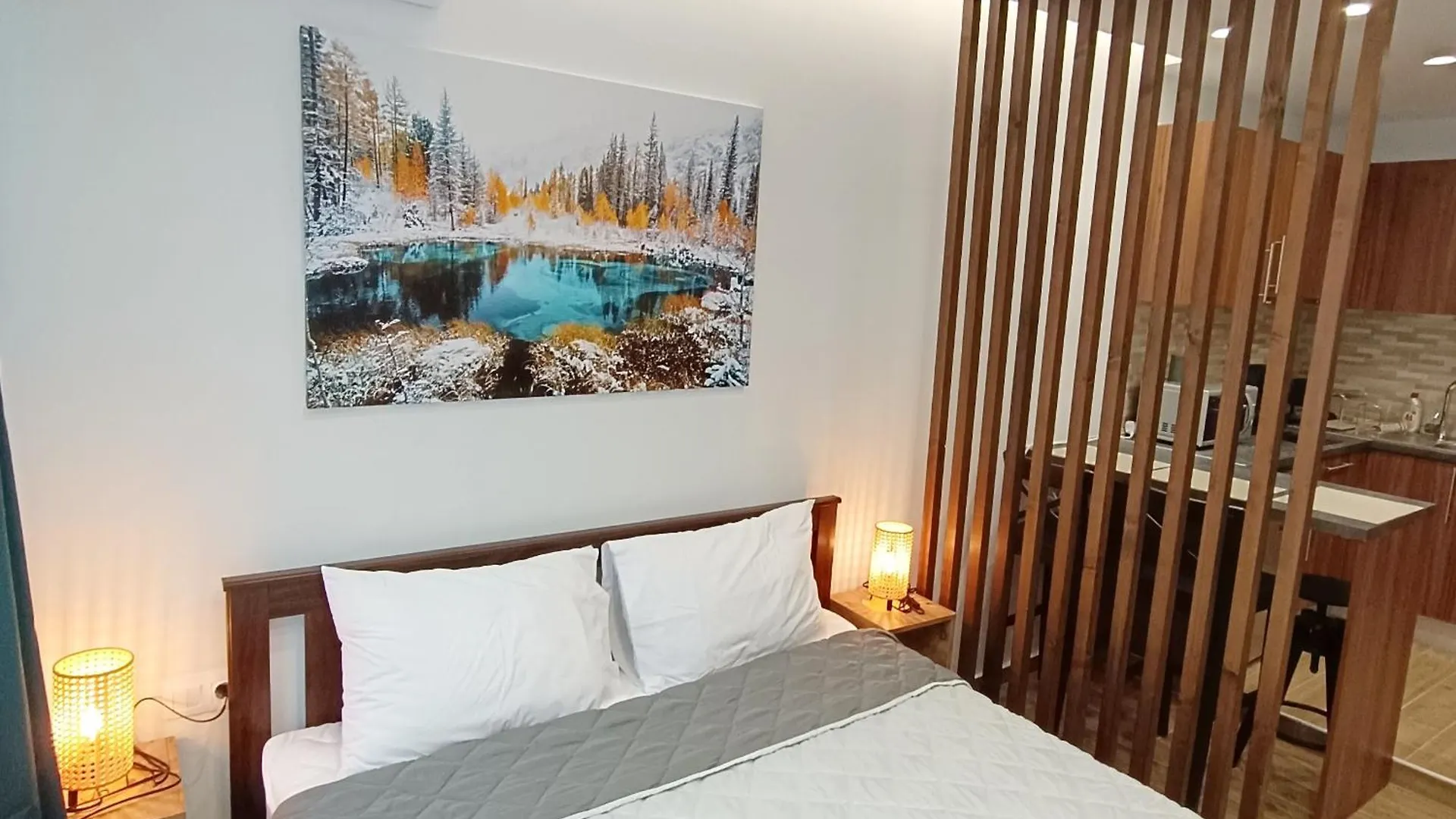 Purple Tulip Studio City Center Thessaloniki Apartment
